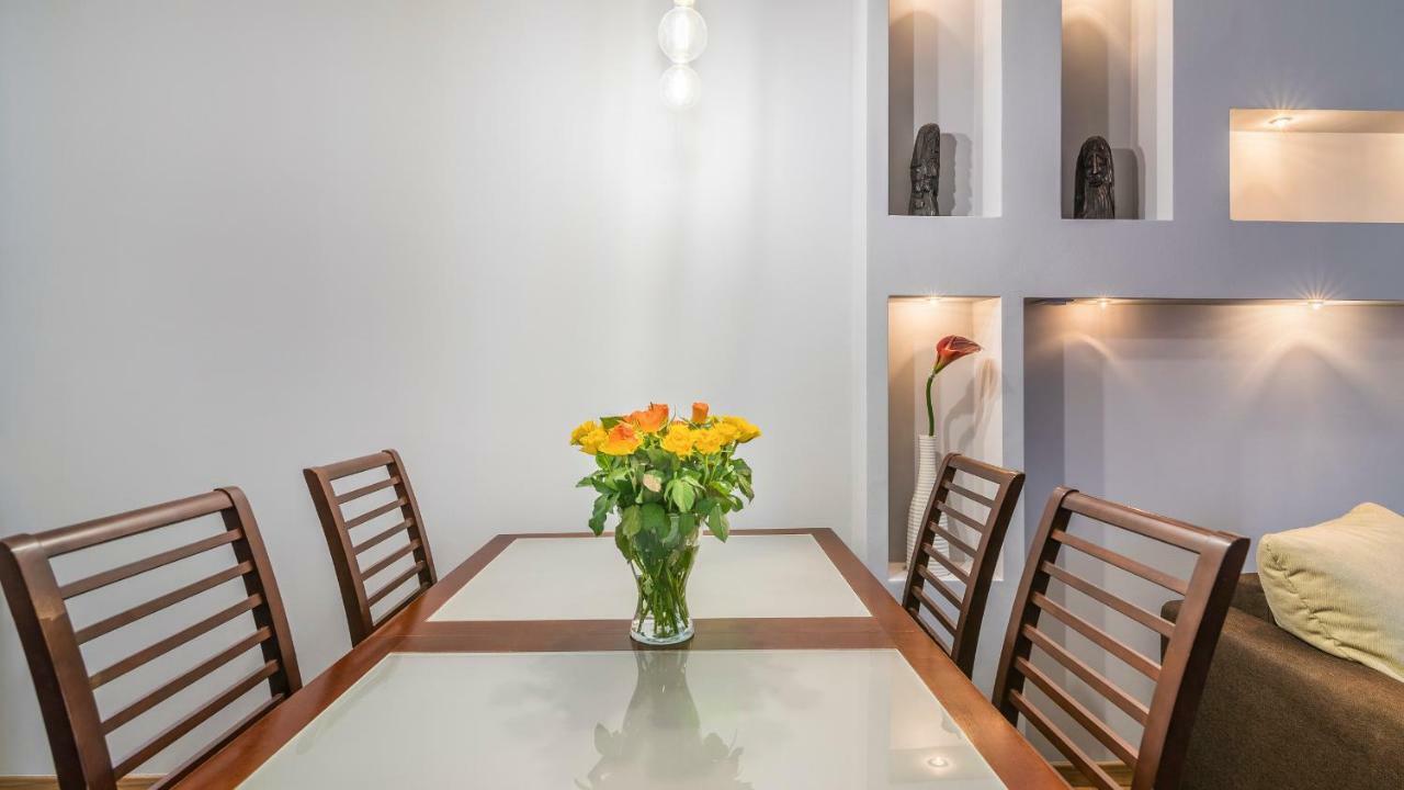 Maya'S Flats & Resorts - Old Town Piwna Гданск Екстериор снимка